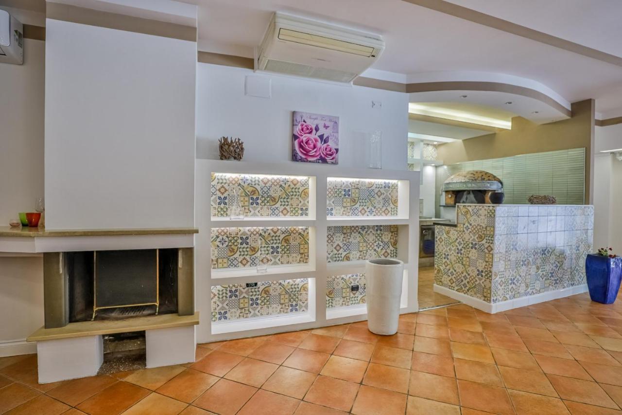 Il Pineto Paestum Food & Rooms 外观 照片